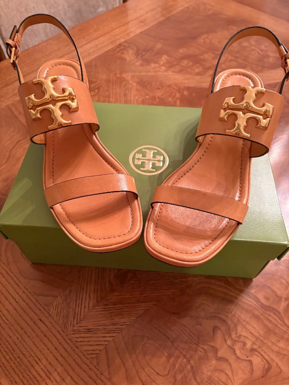 Tory Burch Vachetta Leather Eleanor Sandals 10.5 M
